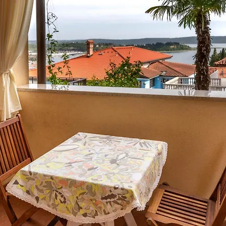 Apartment Rustica