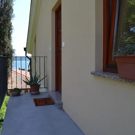 Rustica Apartment *