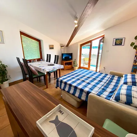 Apartment Rustica