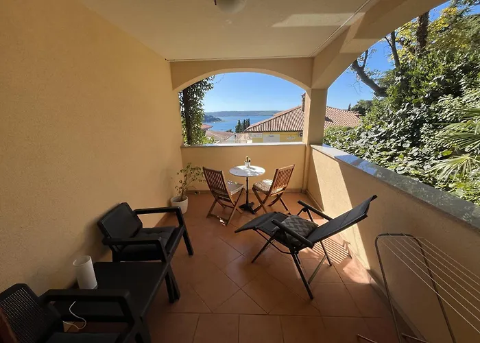 鲁斯迪卡公寓 *